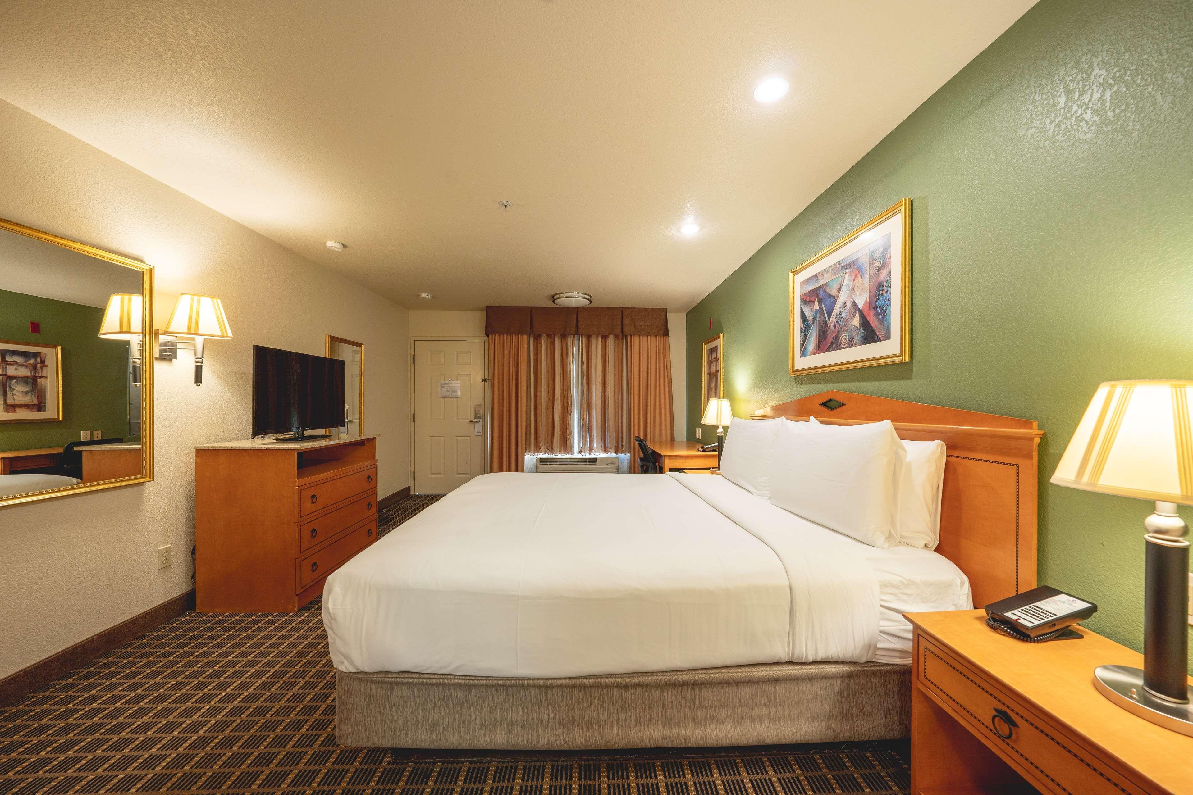 Surestayplus Hotel By Best Western San Jose Central City Buitenkant foto
